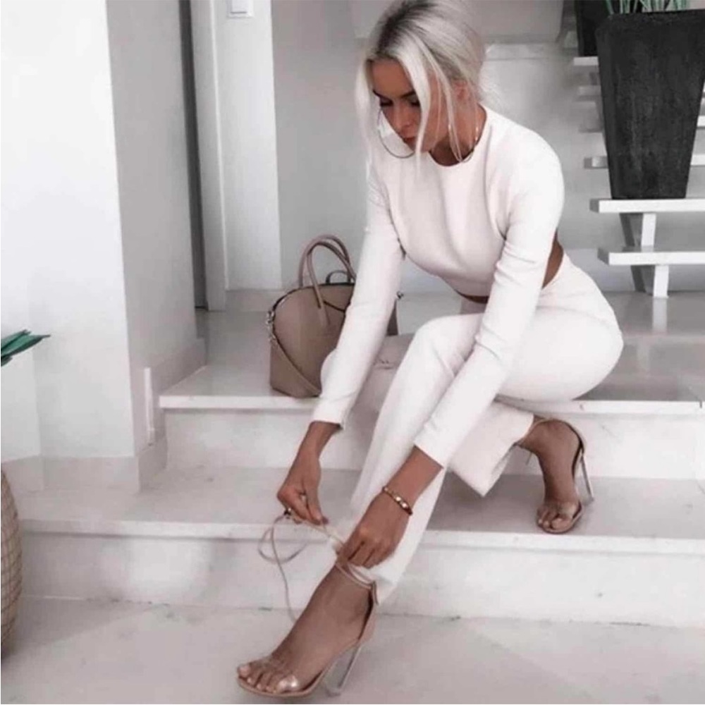 House of CB ‘Aguzin’ Crepe Cream Trousers - Picture 15 of 16